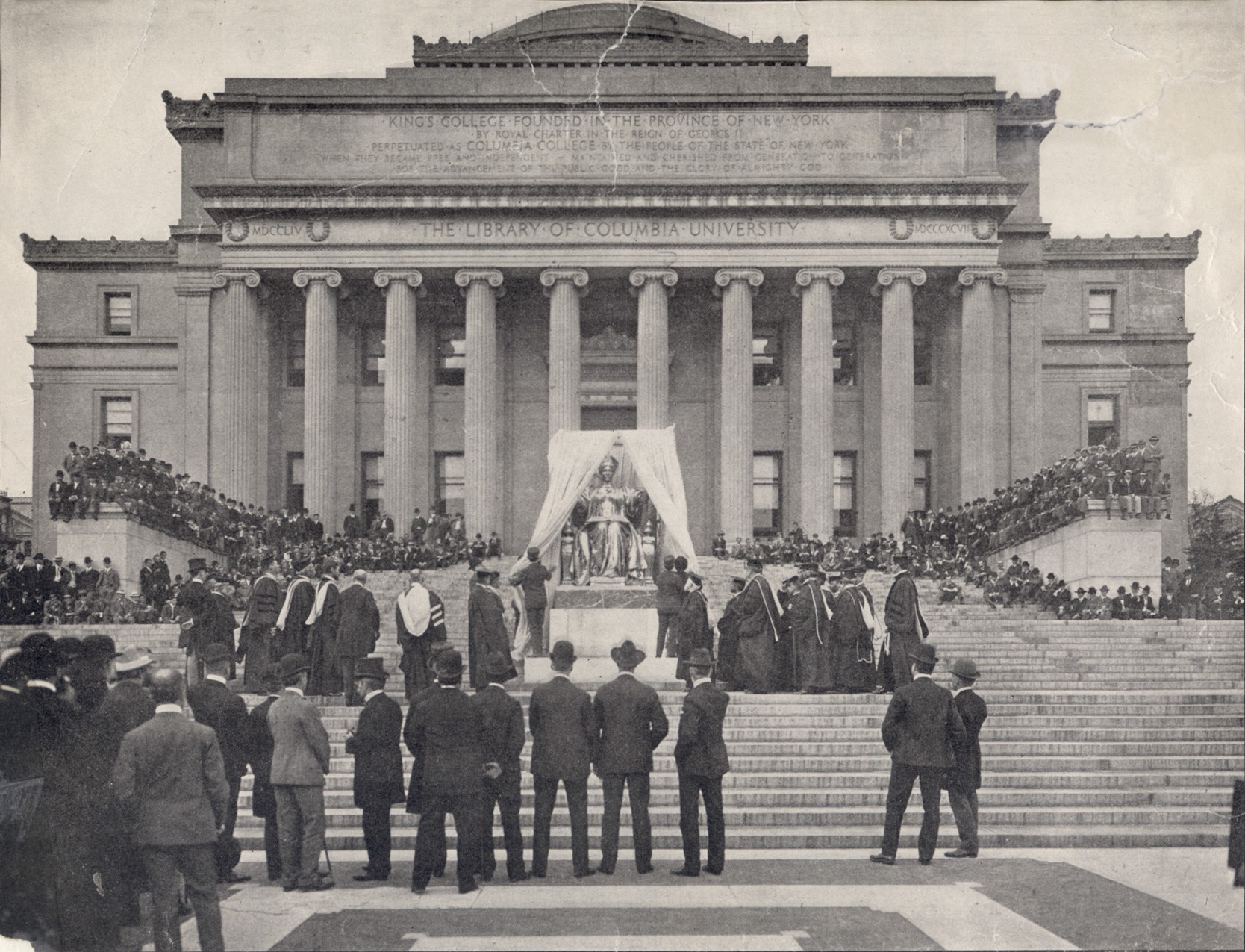 The inauguration of Daniel Chester French’s Alma Mater as a Memorial for Robert Goelet, Jr. (Class of 1860) on September 23, 1903. Photo courtesy of Columbia University Archives.