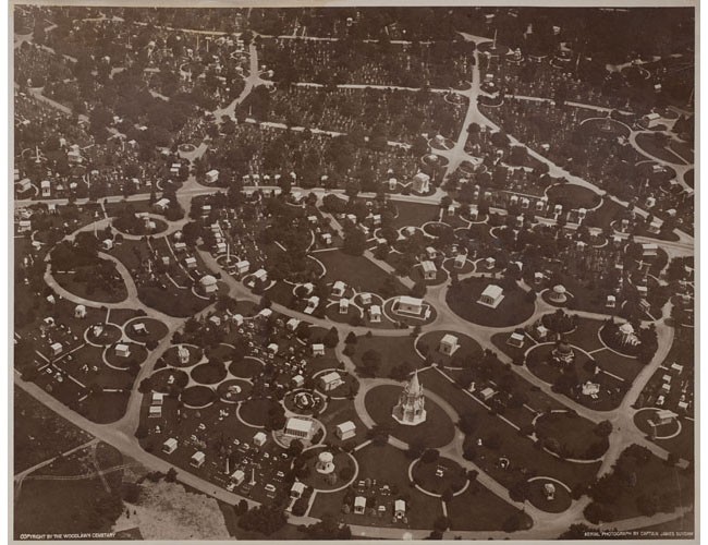 1921 Aerial view of Woodlawn Cemetery by the Jerome Avenue gates. Avery Library, Drawings & Archives, Woodlawn Cemetery Records.