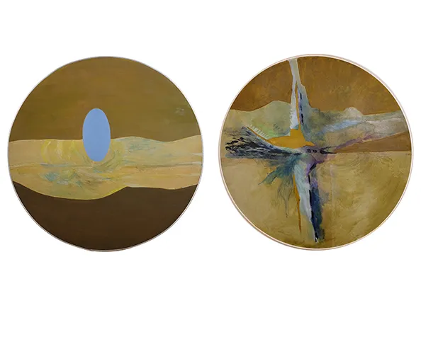 Left: Betty Blayton, “At Onement,” 1970. Acrylic on canvas, 40 in. round. Right: Betty Blayton, “To Soar,” 1977. Oil and mixed media on canvas, 40 in. round.
