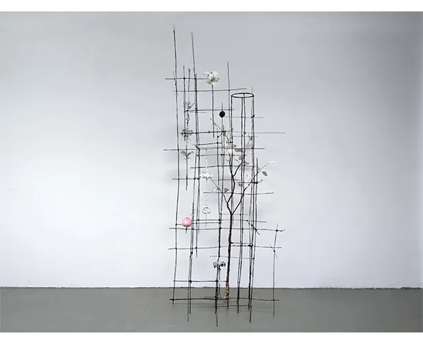 Sangmin Lee, Tangents of a Peach Tree, 2022, courtesy of the artist
