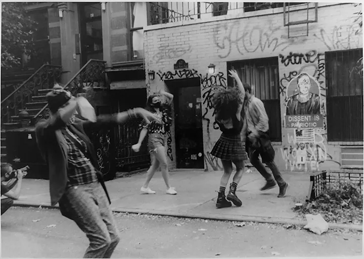 Tamara Wasserman, Jubilation, 2020. Gelatin silver print, 11 x 14 in.